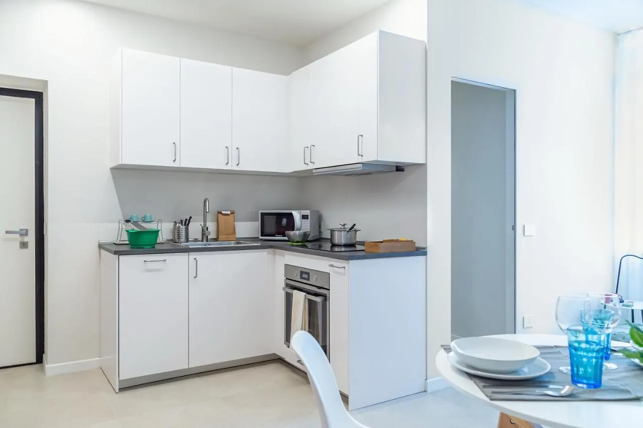 Vickylu - City Center - By Host4U Pavia Apartment